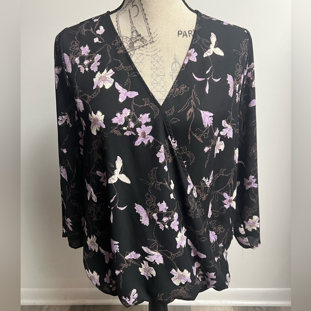 NWOT Black Wrap 3/4 Sleeve Blouse! - Picture 1 of 13
